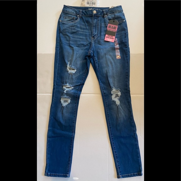 refuge Denim - NWT $39.99 Miami SZ 11 Refuge Denim